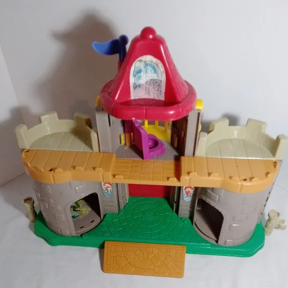 Fisher Price Little People Lil' Kingdom Castle 2003 - Picture 6 of 8